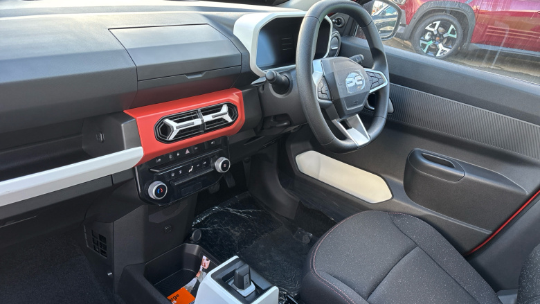 Dacia Spring 27kWh Expression 65 48kW 5dr Auto Electric Hatchback